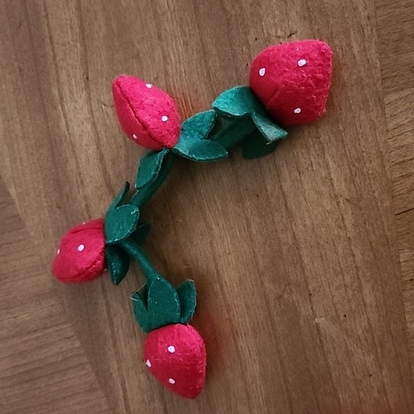 Pottery Barn Kids Soft Veggie Garden Set - Picture 5 of 5